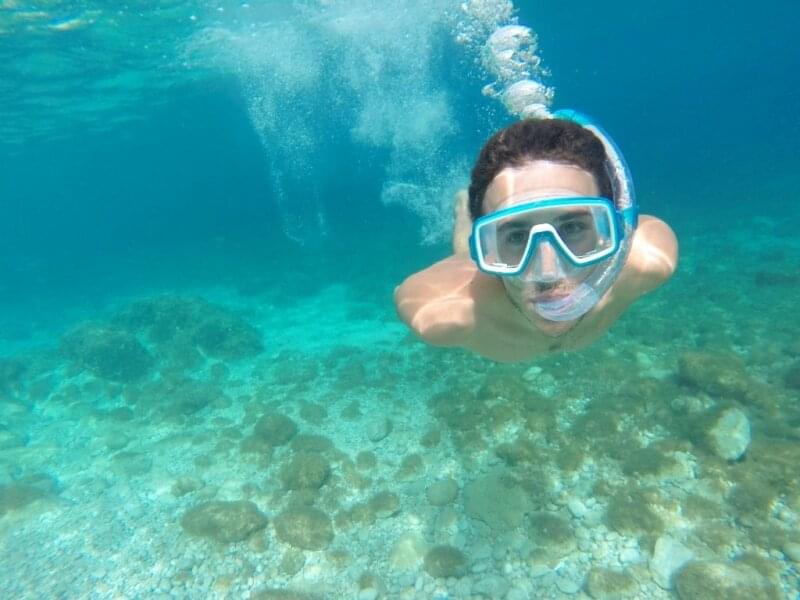 Snorkeling 101: How does snorkeling work? | OutsiderView